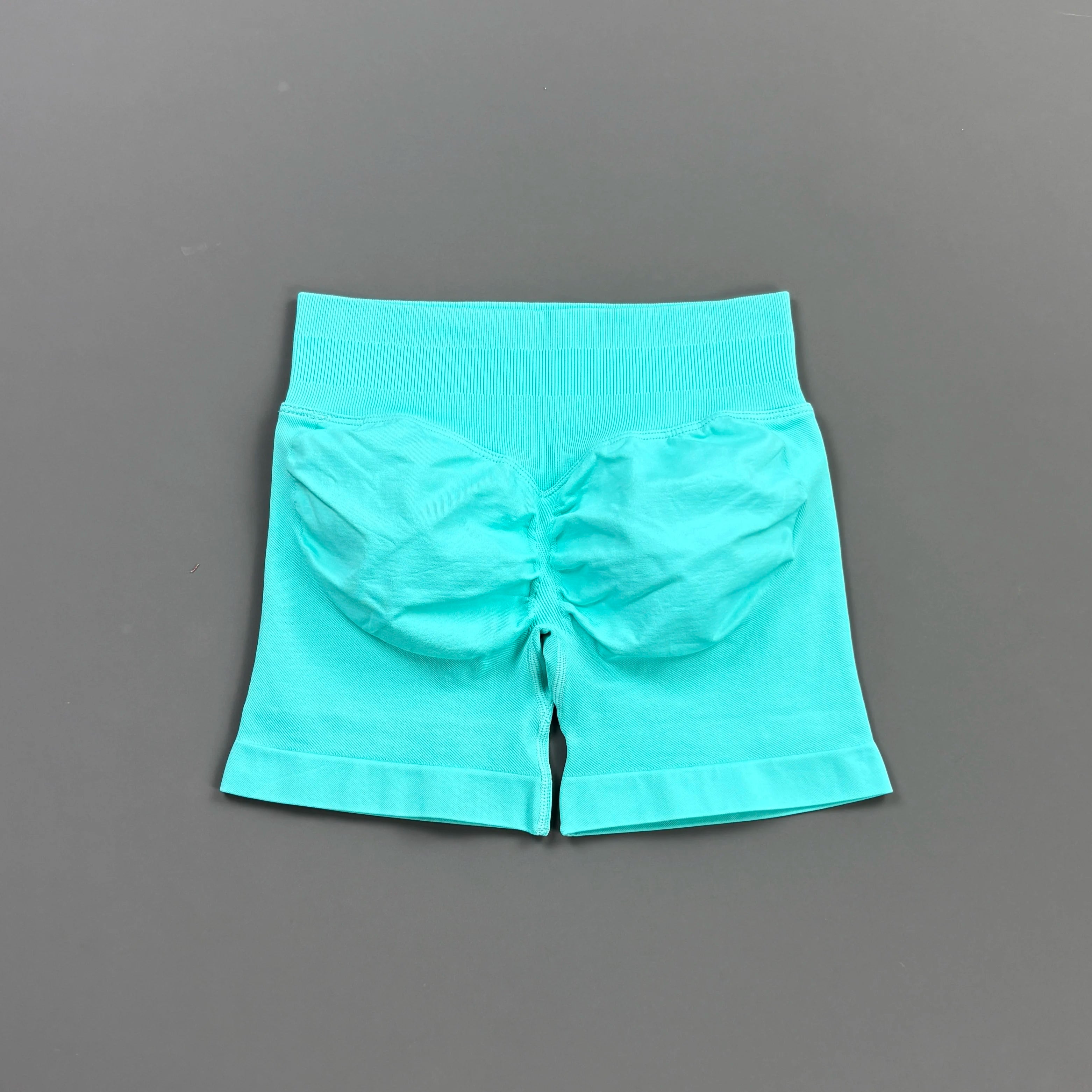 Women’s 4.5" Scrunch Butt Biker Shorts