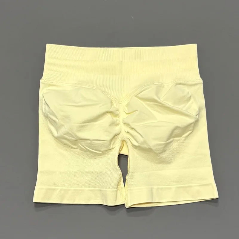 Women’s 4.5" Scrunch Butt Biker Shorts